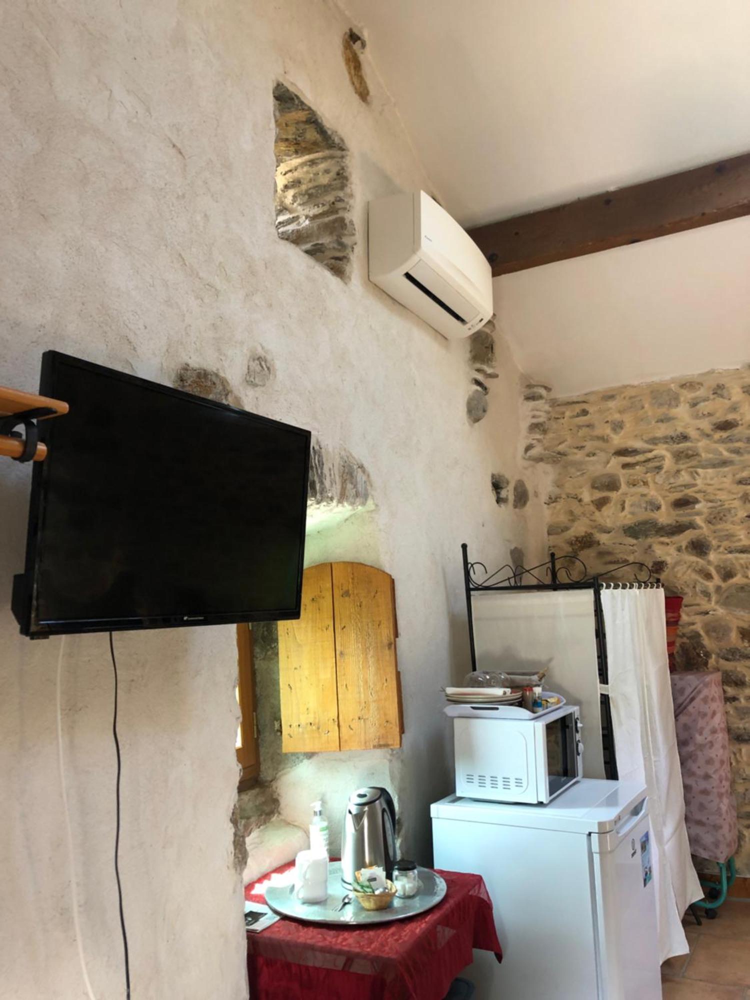 Mas La Tabatiere Hotel Chamborigaud Bagian luar foto